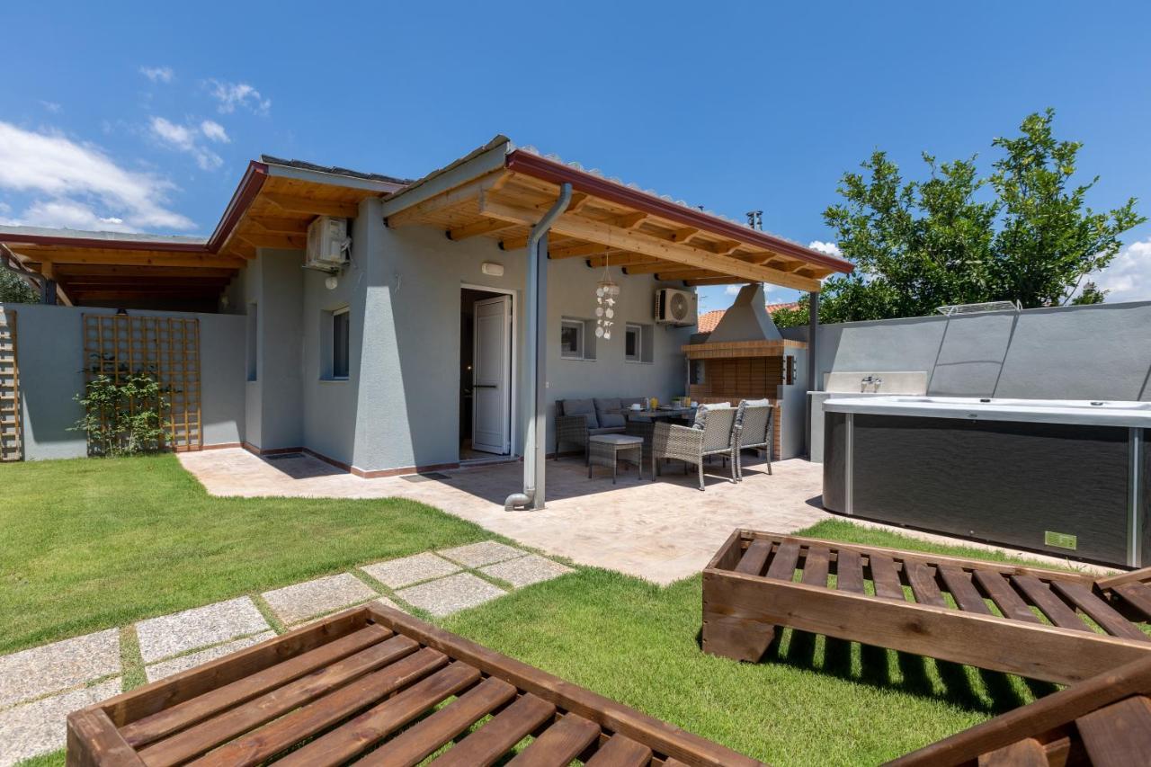 Messinian Monte E Mare Villa Каламата Екстериор снимка